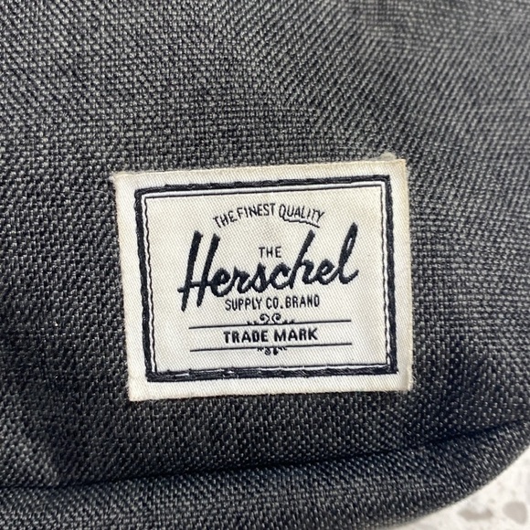 Herschel Supply Fifteen Waist Pack 2.0L Black Crosshatch Grey one size compact - Picture 3 of 8